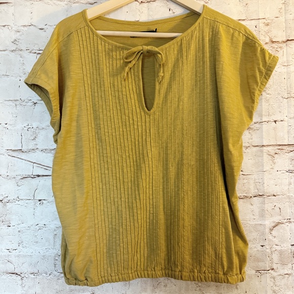 Prana organic cotton keyhole t shirt - Picture 1 of 6